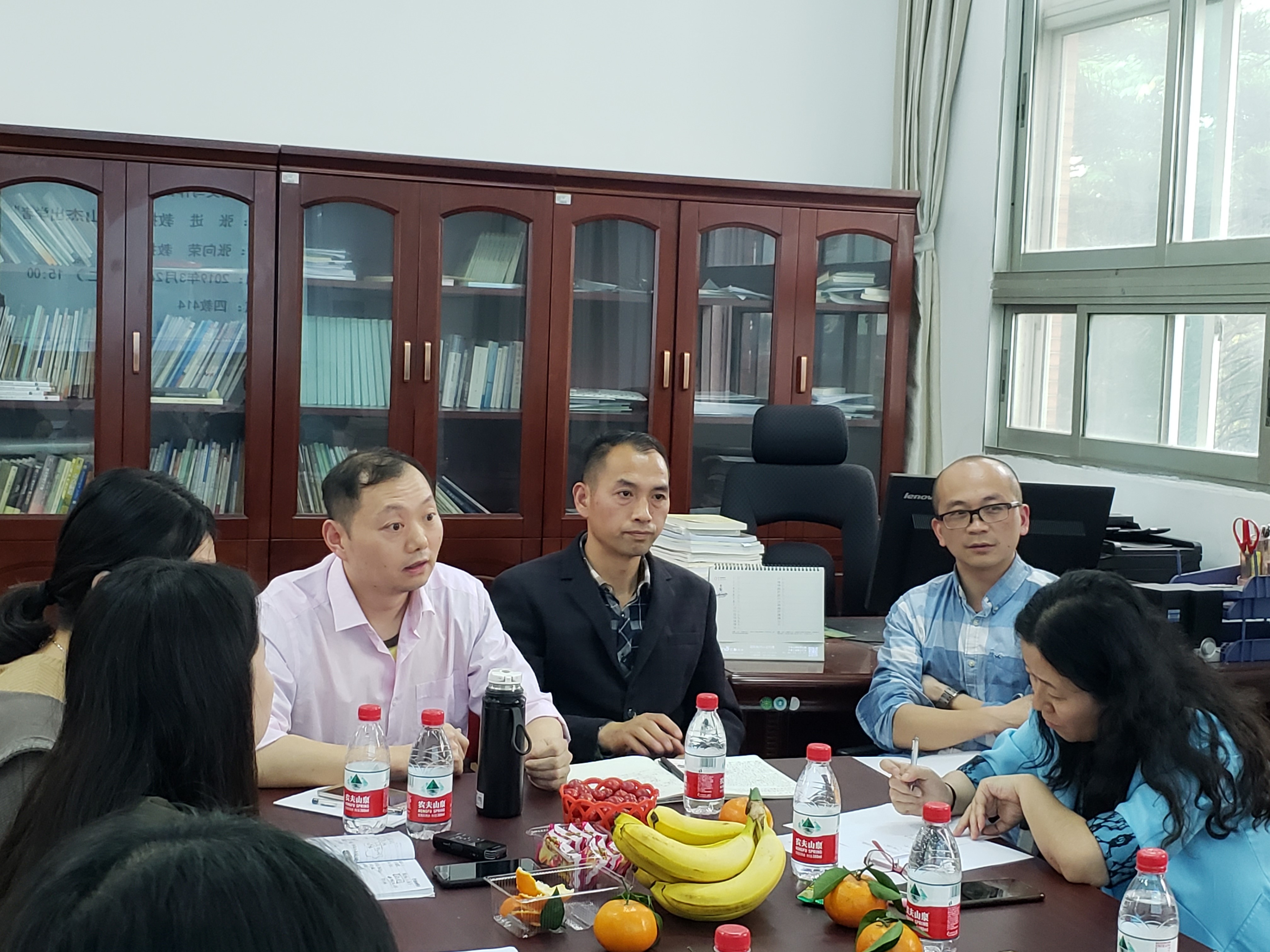 论文写作的要点之辨——外国文学文化研究中心人文学沙龙(第33期)